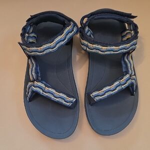 Teva Kids Hurricane XLT 2 sport sandals in the Kishi Dark Blue, Size 2, NWOB
